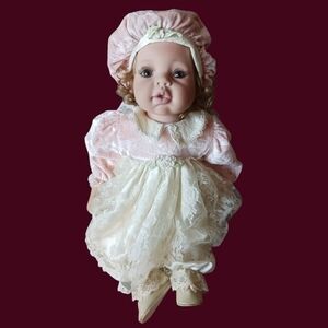 Vintage vinyl doll pink and white "14"
